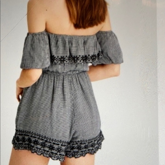 American Eagle Off Shoulder Gingham Romper - Picture 7 of 7